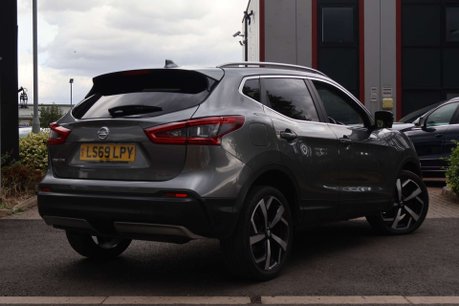 Nissan Qashqai 1.3 DIG-T Tekna SUV 5dr Petrol Manual Euro 6 (s/s) (140 ps) 10