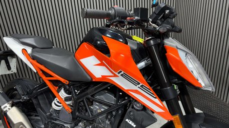 KTM Duke 2019 ONLY 11K RUNNING PROJECT NAKED BIKE 125CC 8