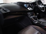 Ford Kuga ST-LINE X 34