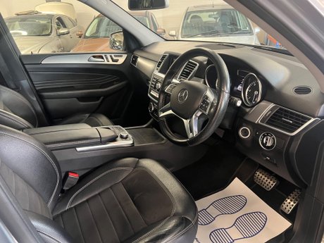 Mercedes-Benz M Class 3.0 ML350 V6 BlueTEC AMG Line G-Tronic 4WD Euro 6 (s/s) 5dr 11
