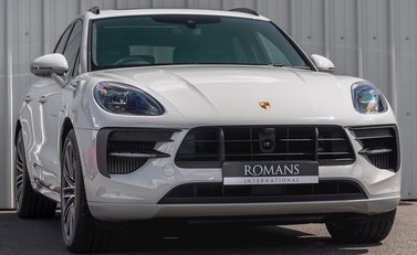 Porsche Macan GTS 1