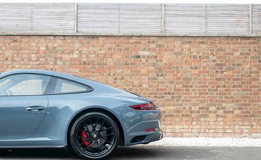 Porsche 911 (991.2) Carrera GTS 25
