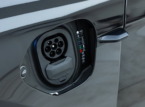 Porsche Taycan 4S 28