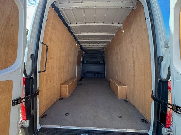 Mercedes-Benz Sprinter LWB L3H2 Pro 315 150BHP High Roof Air Con EURO 6 9