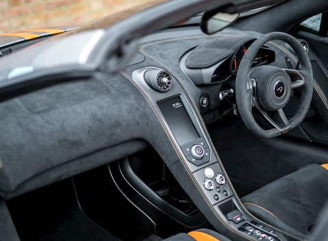 McLaren 675LT Spider 18