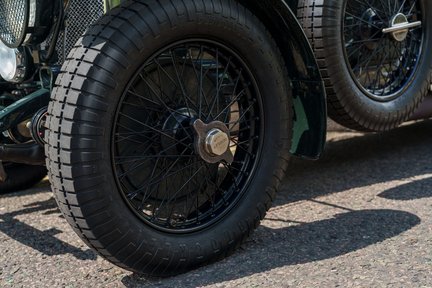 Bentley 4.5 Litre 3-4 1/2 Litre 16