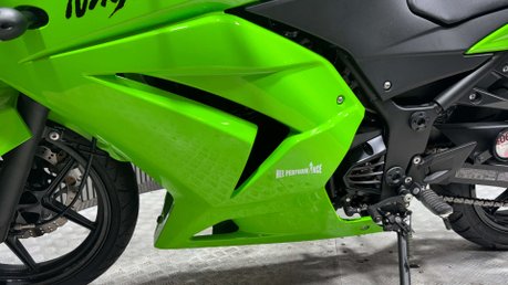 Kawasaki Ninja 250 EX 2008 ONLY 160 MILES OUTSTANDING CONDITION A2 READY 250CC 33
