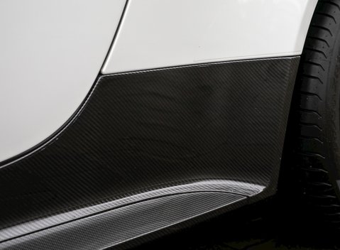 Aston Martin V12 Vantage AMR 30