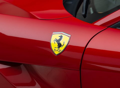 Ferrari F12 Berlinetta 31