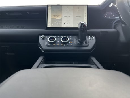 Land Rover Defender V8 61