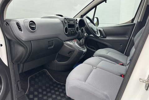 Citroen Berlingo 850 LX L1 90 ps HDi Panel Van - Air Con / Twin Side Loading Doors 17