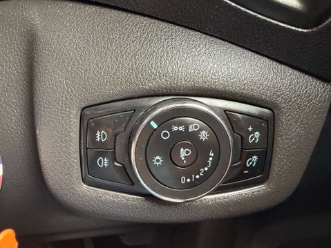Ford Transit Connect 1.5 Transit Connect 200 Limited 15