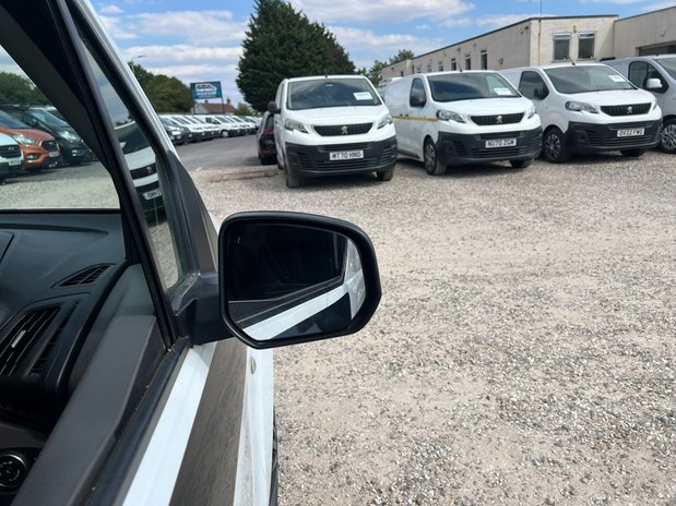 Ford Transit Connect Crew Cab LWB L2H1 Low Roof Trend Air Con EURO 6 NO VAT 15