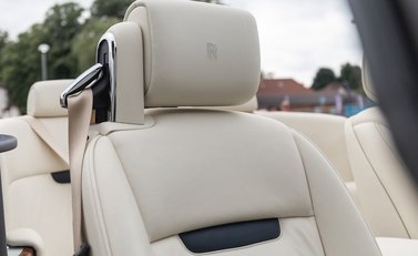 Rolls-Royce Phantom Drophead Coupe 15