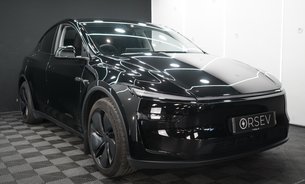 Tesla Model Y PREMIUM LONG RANGE AWD GROK AI Daimond Black Heated & Vented Seats 1 Owner 8