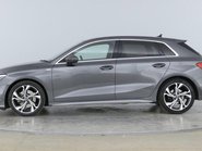 Audi A3 SPORTBACK TFSI S LINE MHEV 6