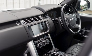 Land Rover Range Rover 4.4 SDV8 Autobiography Overfinch 20