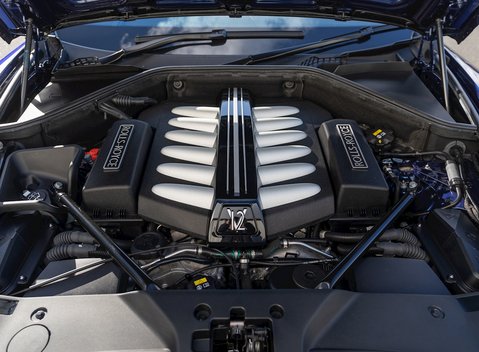 Rolls-Royce Dawn 32