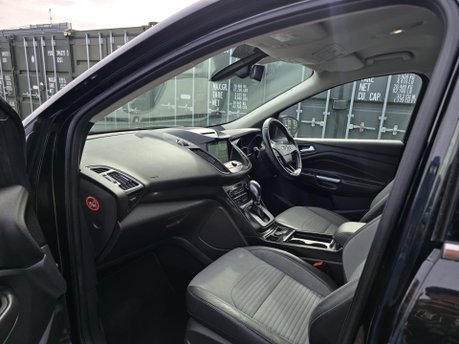 Ford Kuga 1.5T EcoBoost Titanium SUV 5dr Petrol Auto AWD Euro 6 (s/s) (182 ps) 36