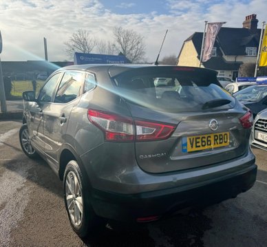 Nissan Qashqai 1.5 dCi Acenta 2WD Euro 6 (s/s) 5dr 5