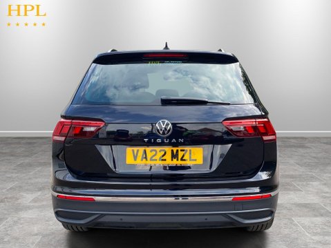 Volkswagen Tiguan 1.5 TSI Life SUV 5dr Petrol DSG Euro 6 (s/s) (150 ps) 6