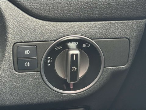 Mercedes-Benz GLA 1.6 GLA 180 Urban Edition Auto 5dr 22
