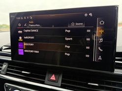 Audi A4 2.0 TFSI 40 Black Edition Estate 5dr Petrol S Tronic Euro 6 (s/s) (204 ps) 42