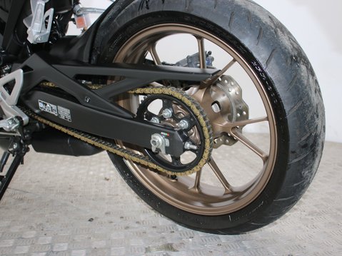 Honda CB125R CB 125 F NA-M 22