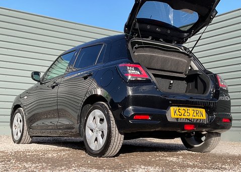 Suzuki Swift MOTION 19