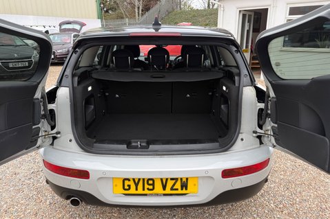 Mini Clubman COOPER CLASSIC LOOK! ONLY 24000 MILES..SAT NAV..CRUISE 18" ALLOYS 23