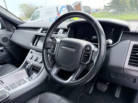 Land Rover Range Rover Sport 3.0 SDV6 HSE 10