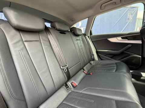Audi A4 2.0 TDI 35 Sport Estate 5dr Diesel S Tronic Euro 6 (s/s) (150 ps) 23