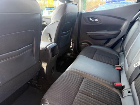 Renault Kadjar 1.2 TCe Signature Nav Euro 6 (s/s) 5dr 37