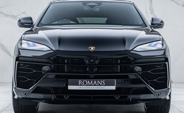 Lamborghini Urus SE 7