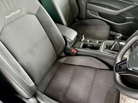 Volkswagen Passat 2.0 TDI Alltrack 4Motion Euro 6 (s/s) 5dr 39