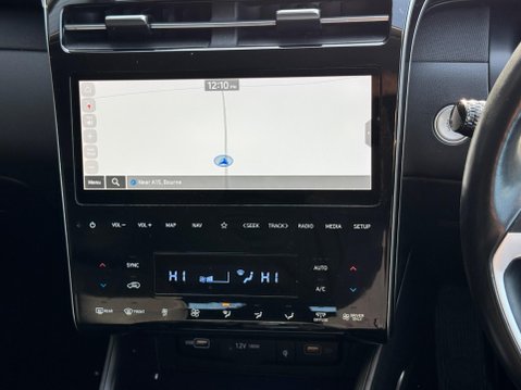 Hyundai TUCSON 1.6 h T-GDi Premium SUV 5dr Petrol Hybrid Auto Euro 6 (s/s) (230 ps) 10