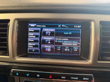Jaguar XF 3.0d S V6 Premium Luxury Saloon 4dr Diesel Auto Euro 5 (s/s) (275 ps) 35