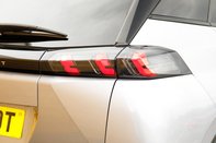 Peugeot 2008 PURETECH S/S ALLURE PREMIUM PLUS 9