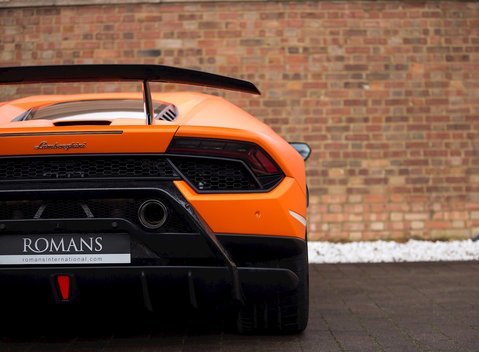 Lamborghini Huracan Performante 23