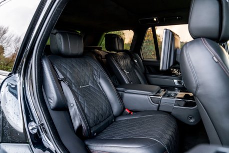 Land Rover Range Rover SV AUTOBIOGRAPHY DYNAMIC BLACK. NOW SOLD. PLEASE CALL 01903 254800. 6