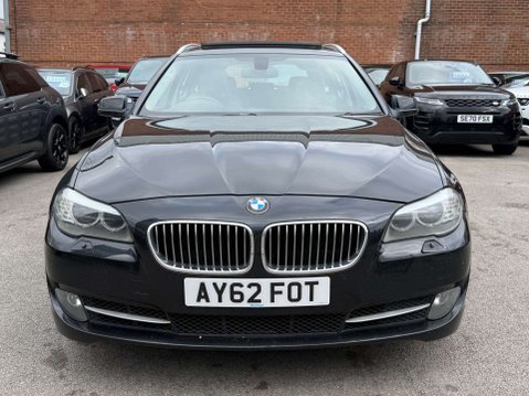 BMW 5 Series TOURING 2