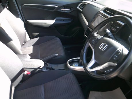 Honda Jazz I-VTEC EX ONLY 32,000 MILES FROM NEW 9