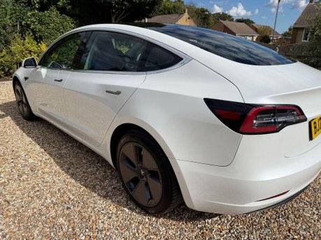 Tesla Model 3 (Dual Motor) Long Range Auto 4WDE 4dr 10