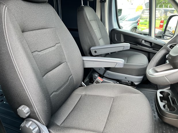 Fiat Ducato Ducato 35 L3 2.2 Multijet 140 H2 Van S&S Auto 11
