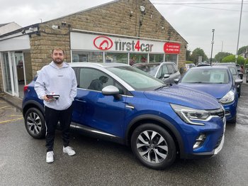 Alex from Leeds Collecting his First Car a Renault Captur