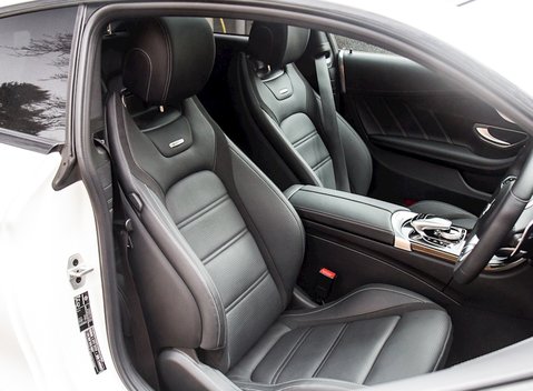 Mercedes-Benz C Class C63 Coupe 12