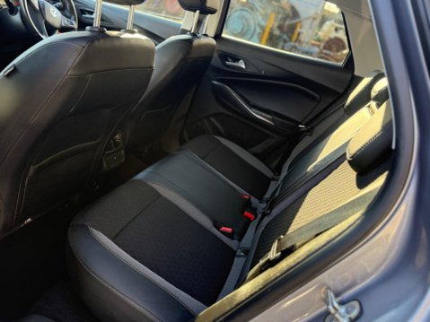 Vauxhall Grandland X 1.2 Turbo SRi Nav Auto Euro 6 (s/s) 5dr 12