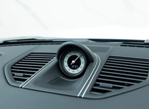 Porsche 911 Carrera GTS (992) 19