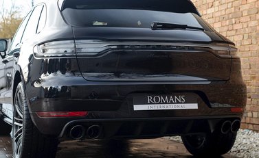 Porsche Macan GTS 26