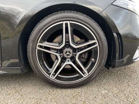 Mercedes-Benz A Class A200 D AMG Line Diesel Auto REVERSE CAM/SAT NAV/DIGITAL DASH 21